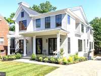 BRAND-NEW RESIDENCE IN THE HEART OF MARTIN'S ADDITIONS