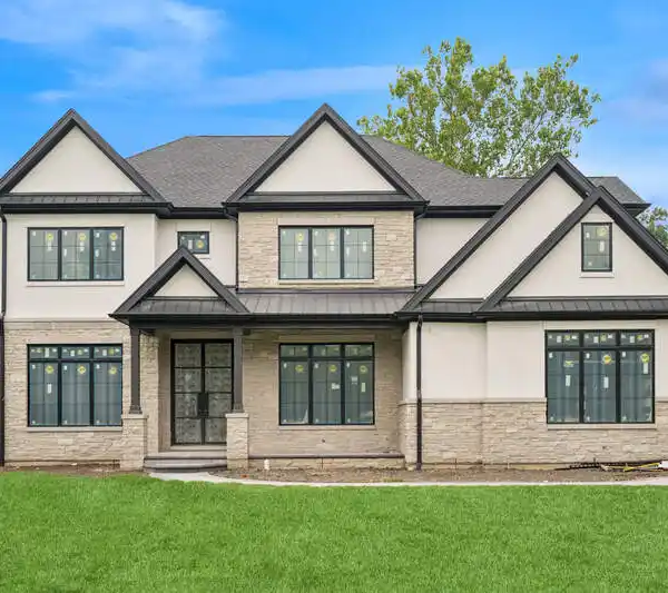 STUNNING NEW CONSTRUCTION HOME WITH LUXURY GOURMET KITCHEN