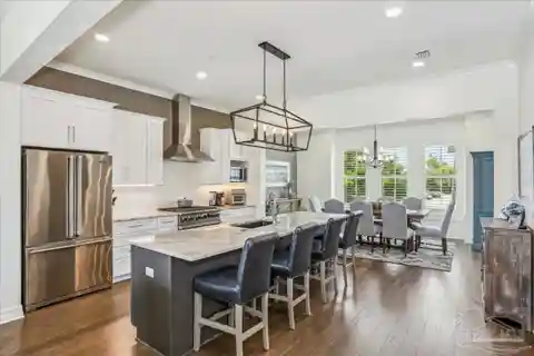 Luxe Townhome Living in Downtown Pensacola