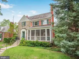 Charming Side-hall Colonial