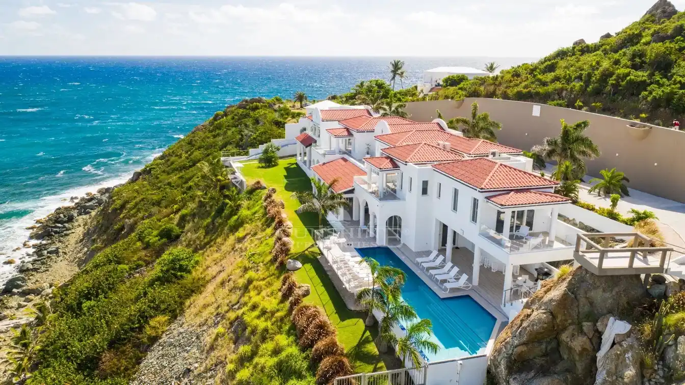Spectacular Villa Amalia