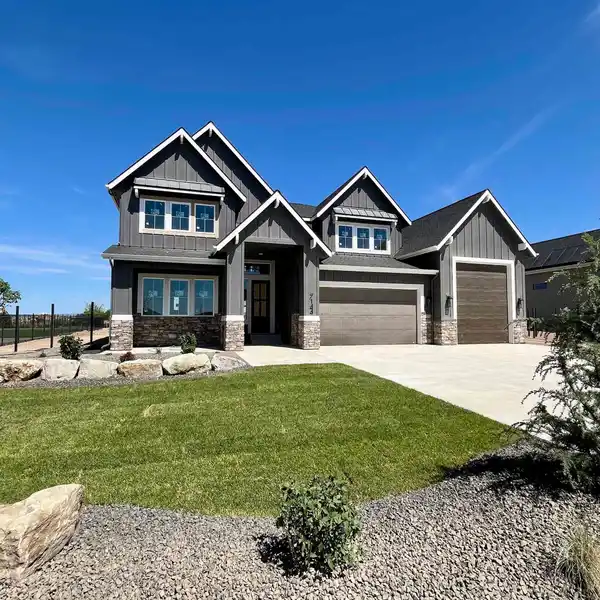 SPACIOUS NEW CONSTRUCTION IN RIVERWOOD