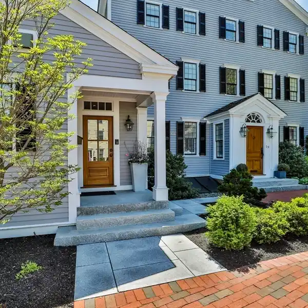 LUXE SOUTH END HOME WITH PRIVATE OUTDOOR RETREAT