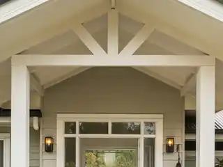 Immaculate Home in a Paradise Setting