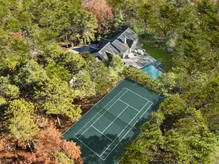 Serene Hamptons Retreat with Incredible Ammenities