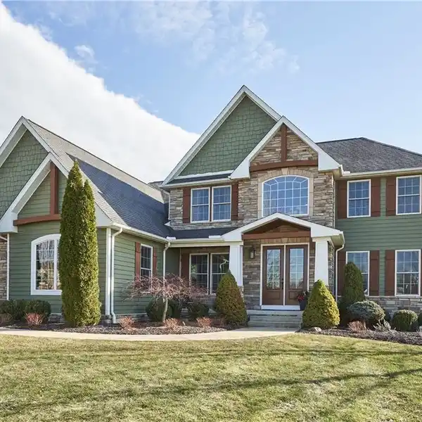 BEAUTIFUL CUSTOM HOME ON THREE ACRES