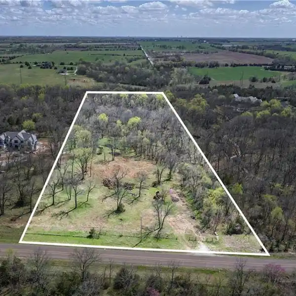 10 ACRES IN PRESTIGIOUS WOLF VALLEY RANCH