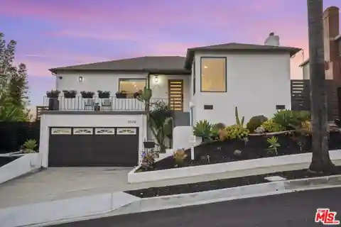 Picturesque Windsor Hills Stunner
