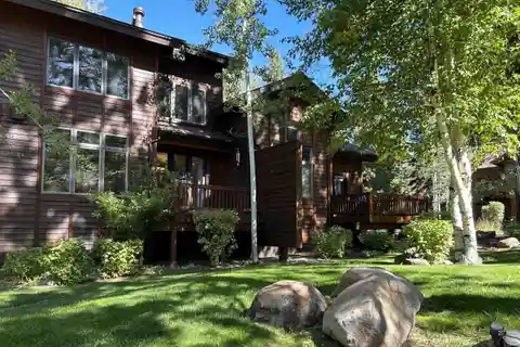 Beautiful Townhome with a Fresh New Look