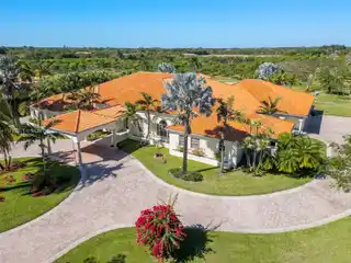 Five Acres in North Redland