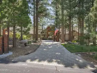 Stunning Galena Forest Home