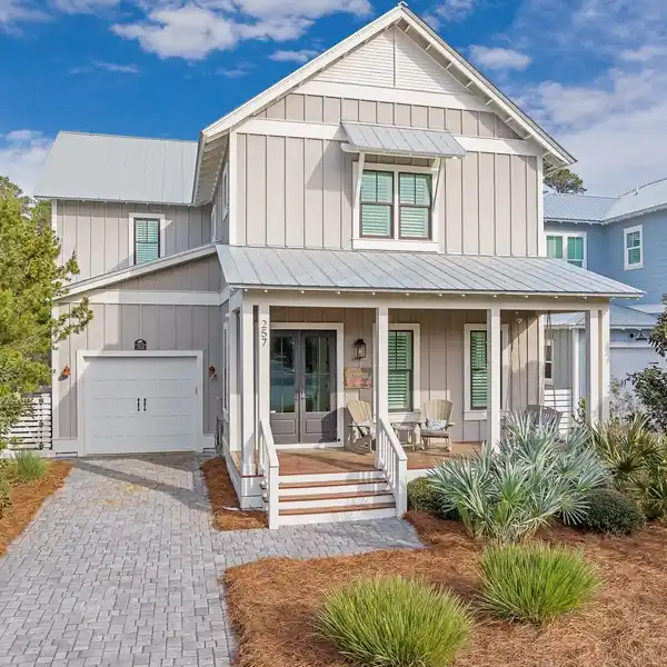 METICULOUSLY MAINTAINED HOME IN LAKESIDE AT BLUE MOUNTAIN BEACH