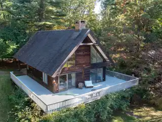 Serene Country Escape