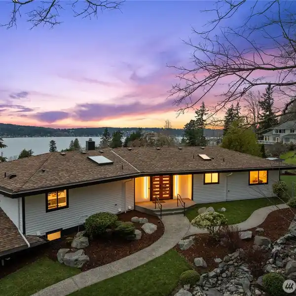 FULLY REMODELED SHARED WATERFRONT VIEW HOME