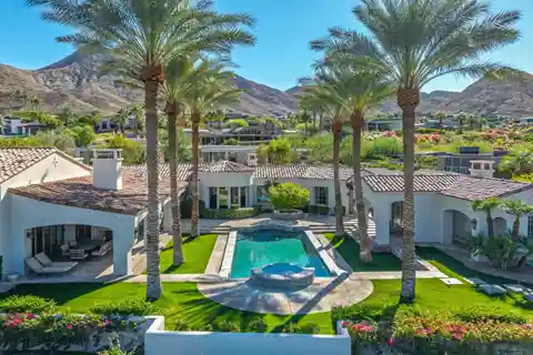 Sophisticated Desert Retreat with Gourmet Kitchen and Dual Offices