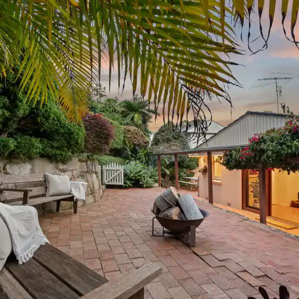 STUNNING HOME THOUGHTFULLY CRAFTED FOR PRIVACY AND COMFORT