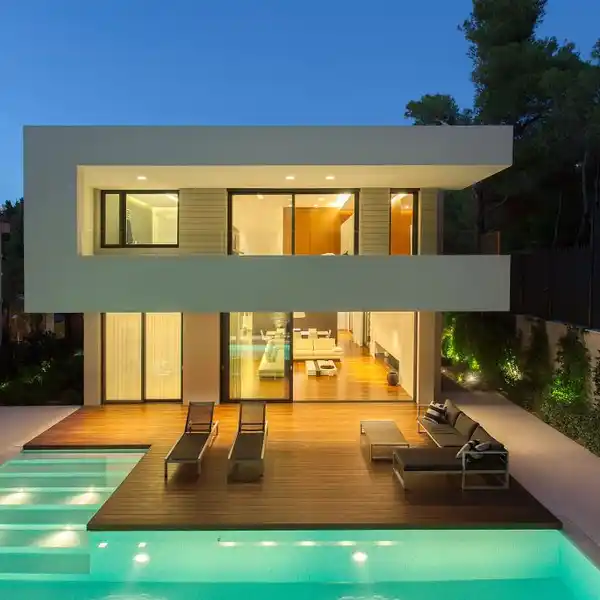 MODERN RESIDENCE IN DIONISOS