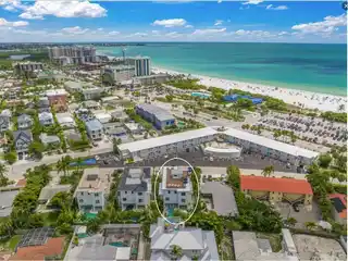 Seascape - Uncommon Luxury Living