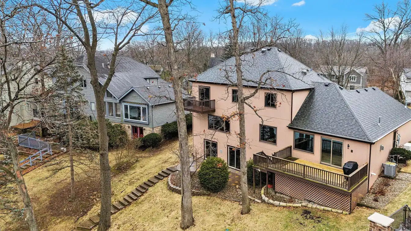 Beautiful Lakefront Home