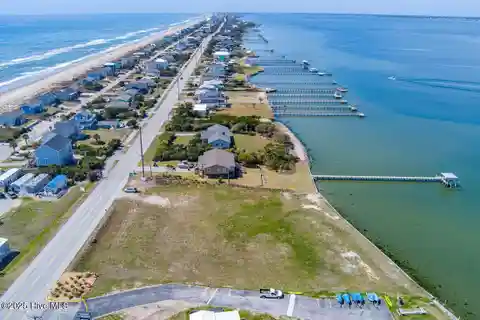 Exceptional Sound-front Property