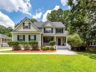 Spacious Traditional Home with Stunning Natural Views