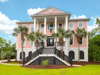Elegant and Peaceful Home on Tidal Creek