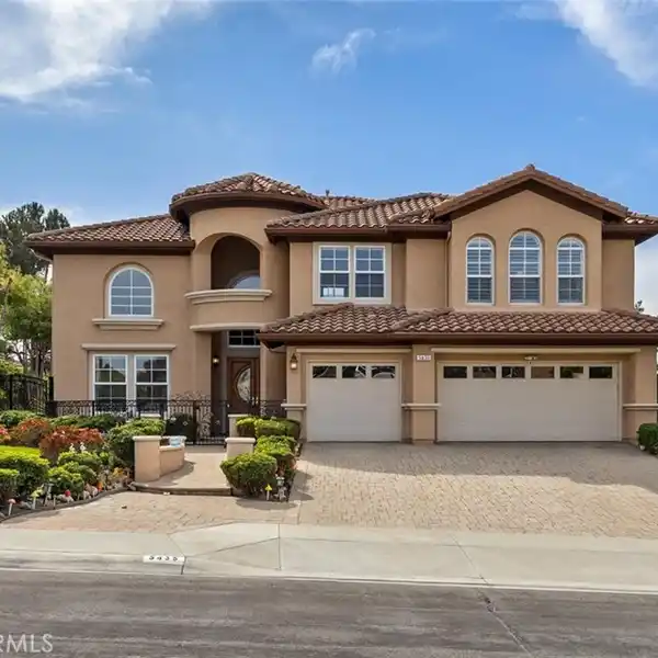 EXQUISITE EAST LAKE HOME
