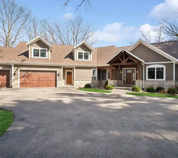 RARE 20-ACRE PROPERTY
