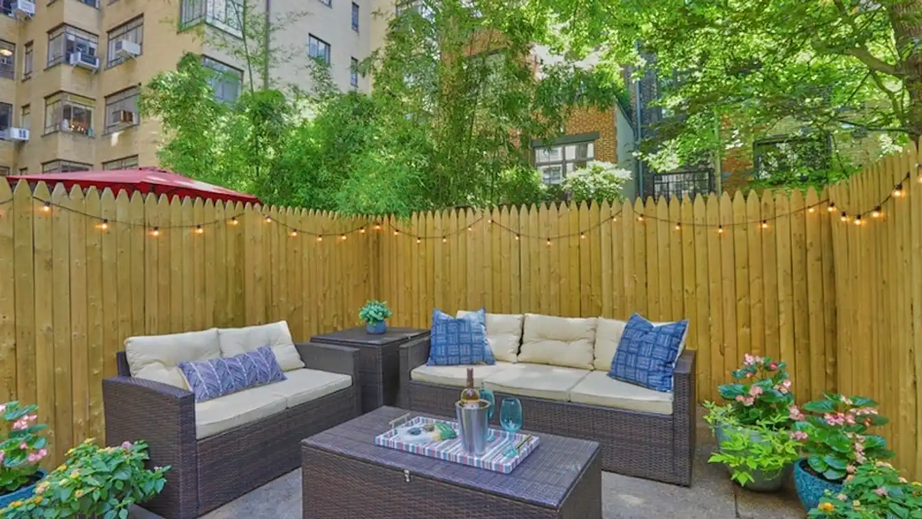 Beautifully Renovated Two Bedroom Duplex