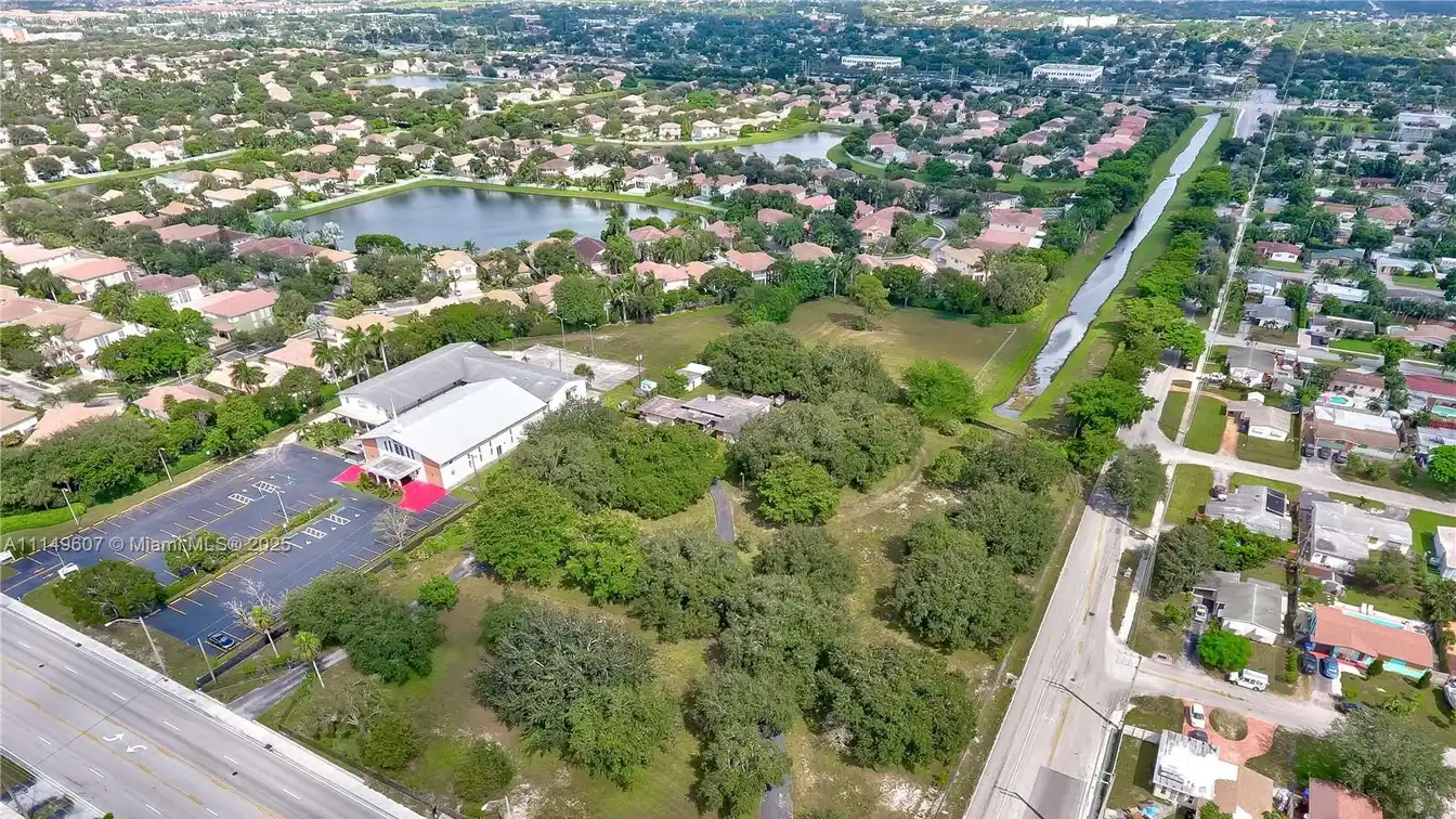 Spacious Land Opportunity in Pembroke Pines