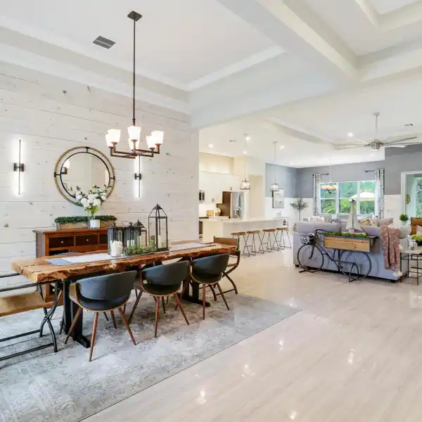 SINGLE-LEVEL HOME ON A SERENE STREET IN BANYAN BAY