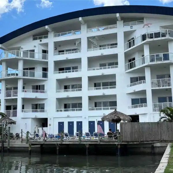 TRANQUILITY AND ELEGANCE AT SOUTH WEST PALMS