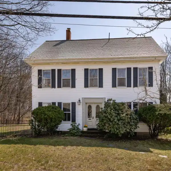 RENOVATED 1875 COLONIAL CLASSIC
