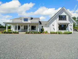 Impeccably Maintained Rancher with Loft