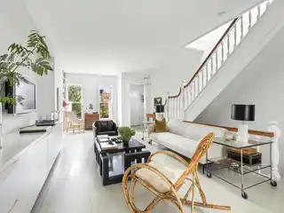 Gorgeous and Versatile Townhouse