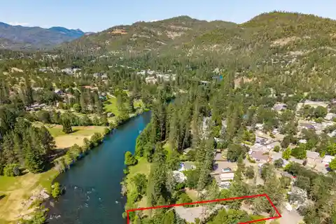 Single-level Riverfront Retreat