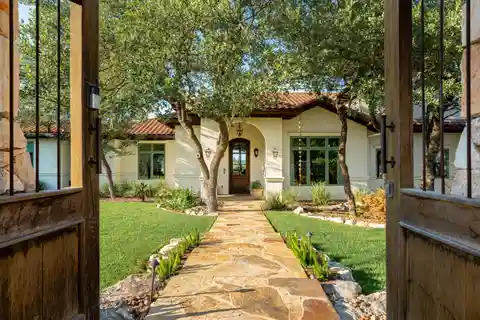 A Truly One-of-a-kind 16-plus-acre Property