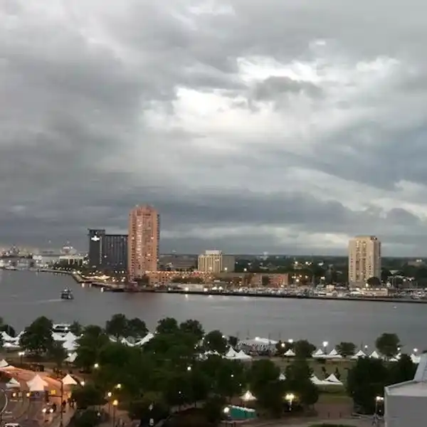 EXCEPTIONAL CONDO WITH BREATHTAKING VISTAS