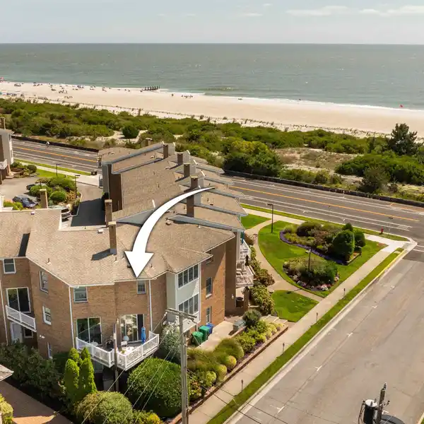 RARE BEACHFRONT TOWNHOME IN CAPE MAY