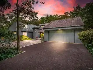 Rare North Shore Retreat