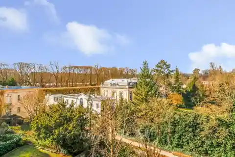 Elegant 18th-Century Apartment Overlooking Chateau Gardens