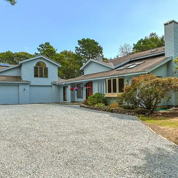 ONE-OF-A-KIND CUSTOM CONTEMPORARY