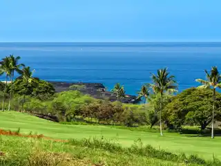 Beautiful Land Plot in a Luxury Hawaiian Coastal Community