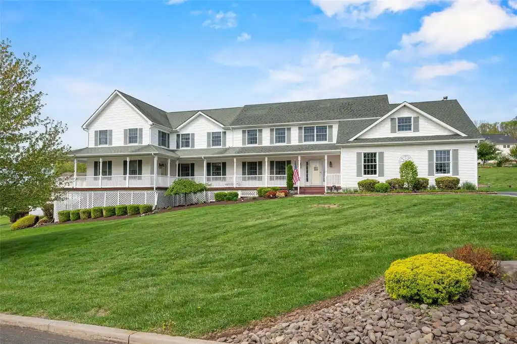 Meticulous Blooming Grove Estate