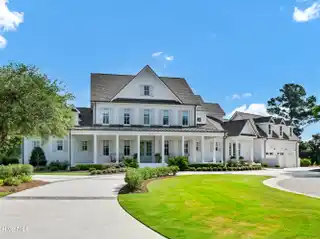 Landfall Stunner Overlooking the Nicklaus Marsh Golf Course