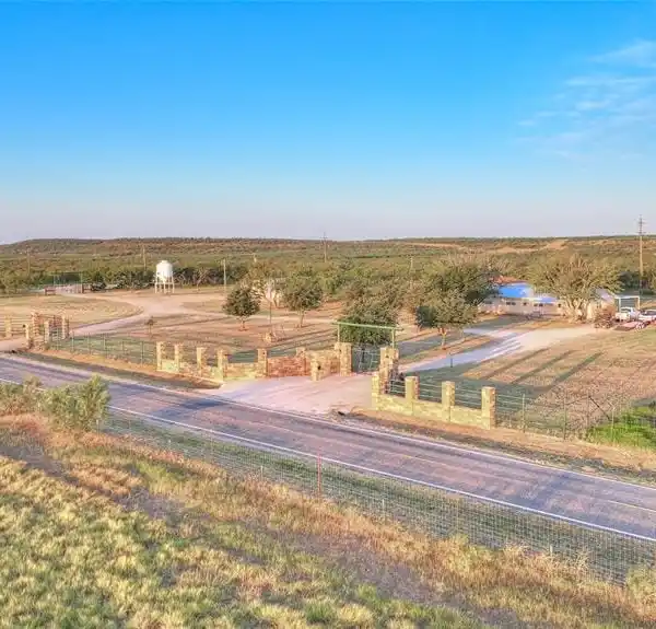 FULLY EQUIPPED COLEMAN COUNTY RANCH