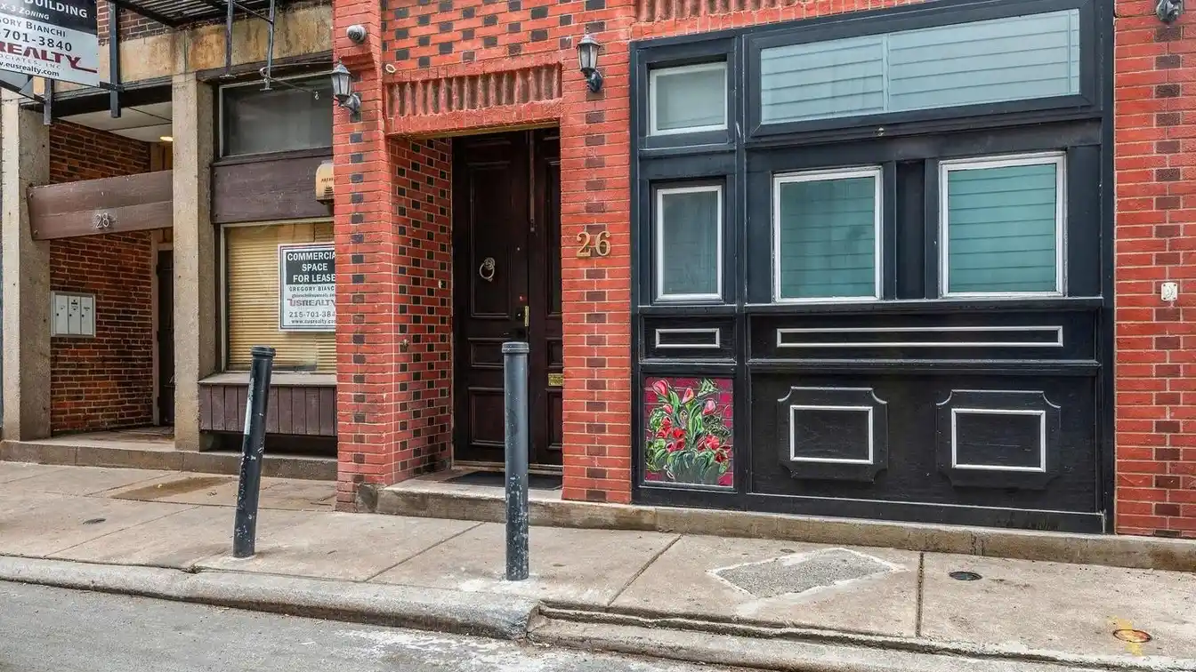 Modern Three-story Home in Old City