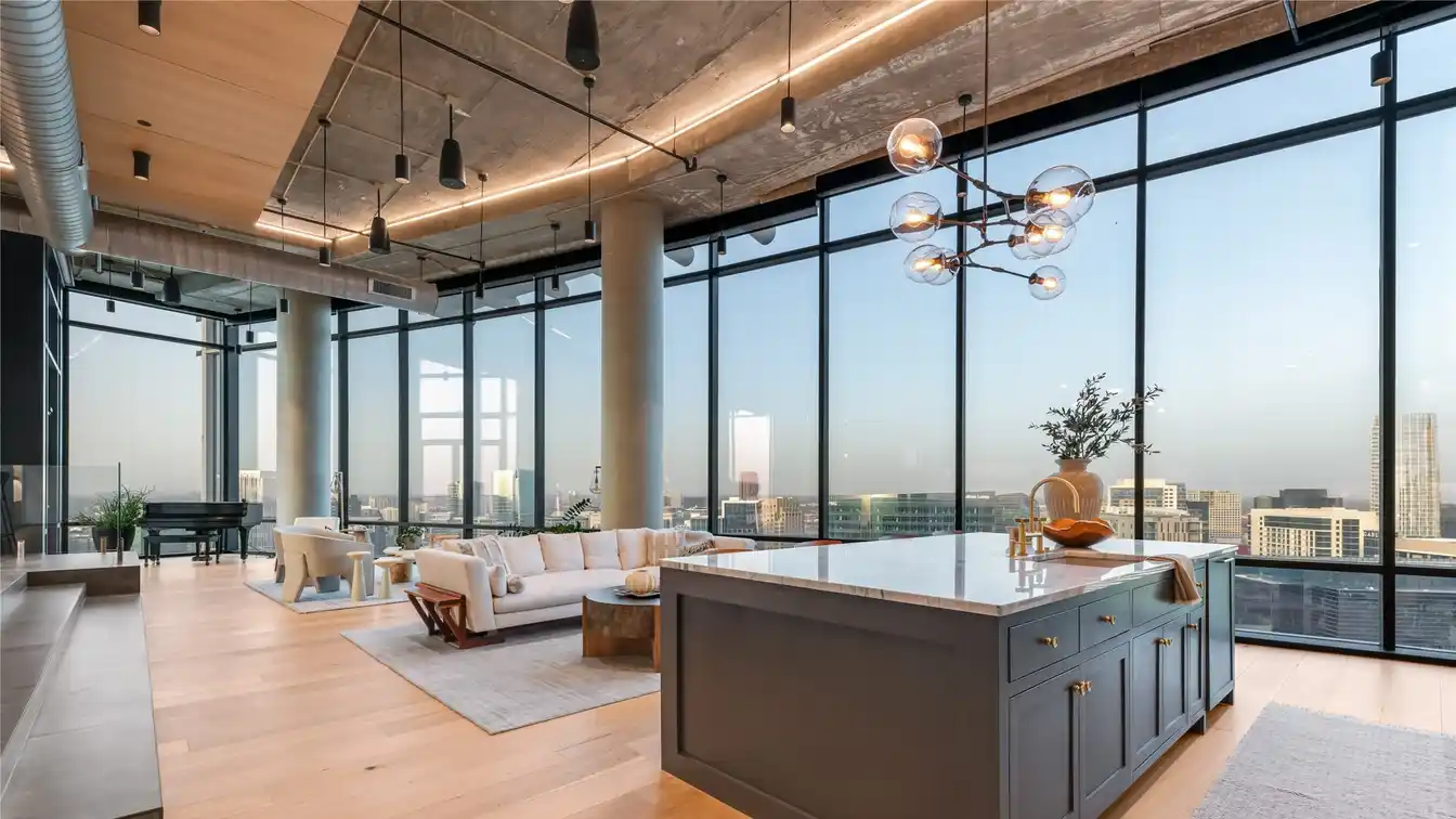 Luxury Penthouse in the Sky