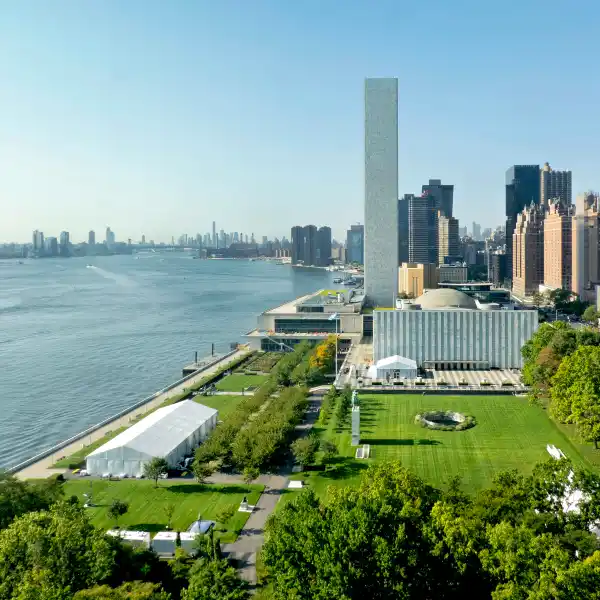 ELEGANT RECENTLY RENOVATED RESIDENCE