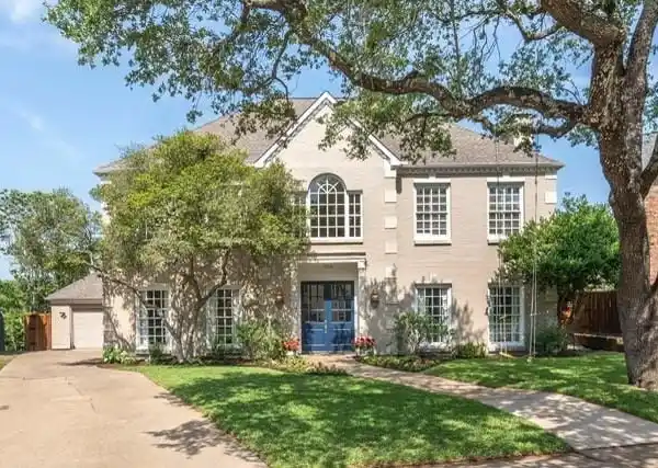 GORGEOUS LAKE HIGHLANDS HOME